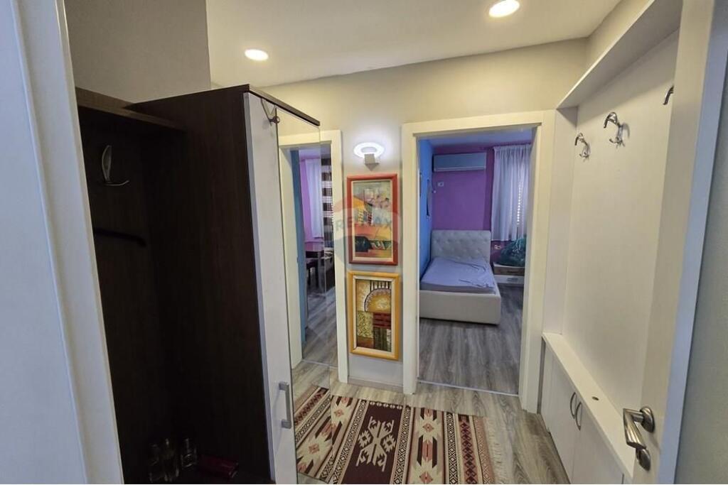 Apartament - Për Qira - Ambasada Amerikane