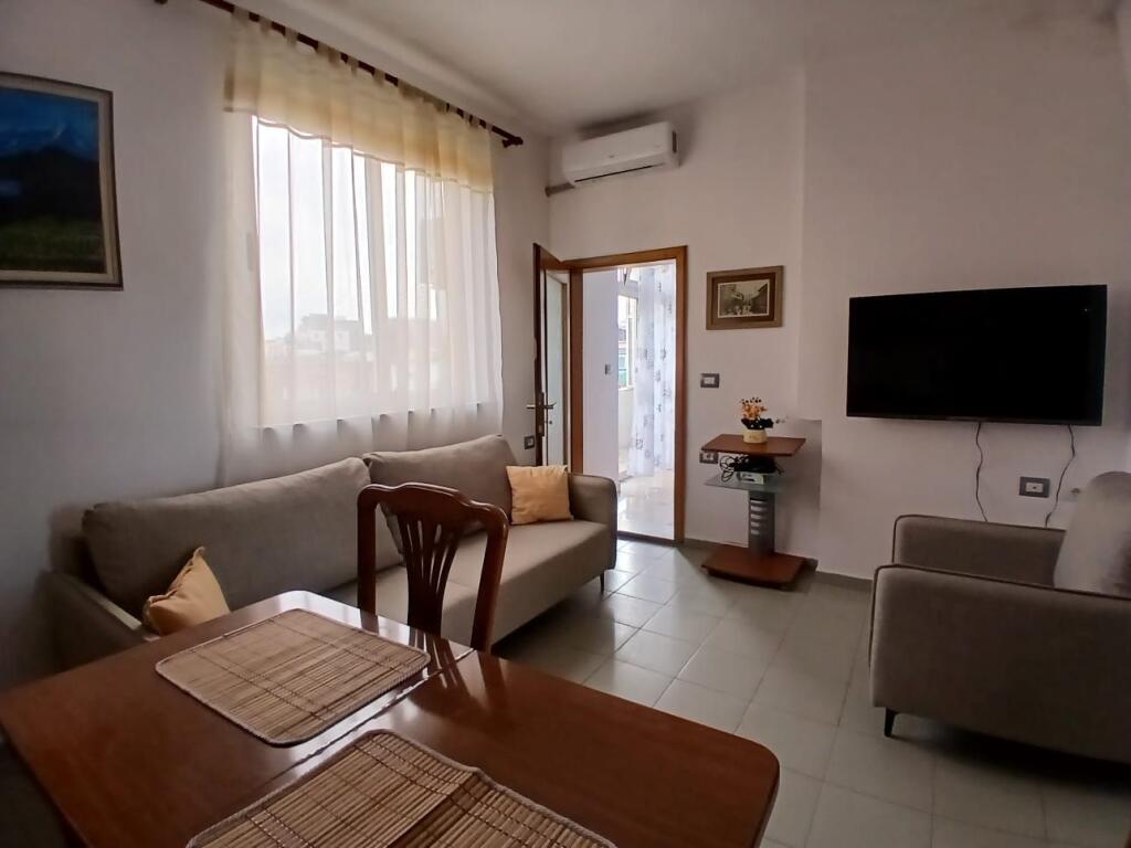 Apartament me qera 2+1 📍Rruga Durrësit