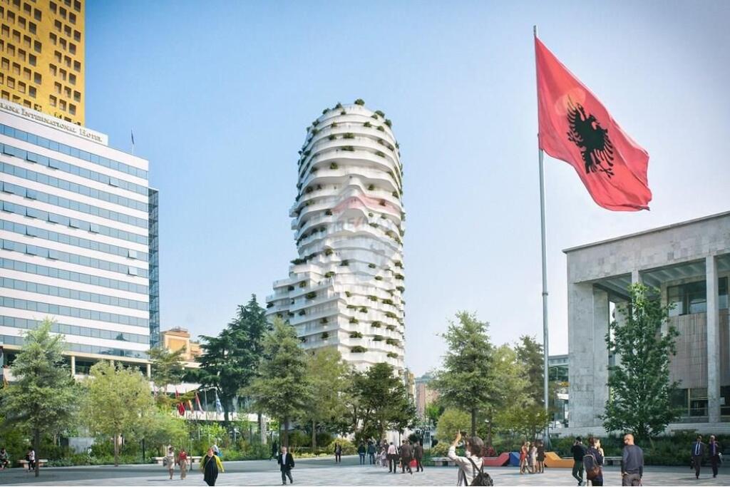 Appartamento 2+1+ posto vicino a Piazza Skenderbej!