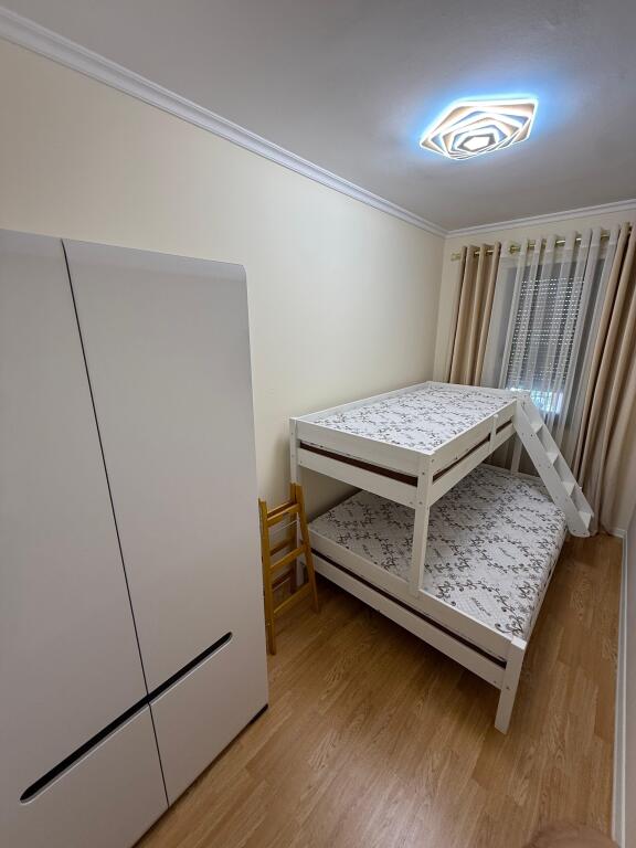 🏡 Apartament 2+1 me Qira – Rruga e Kosovareve