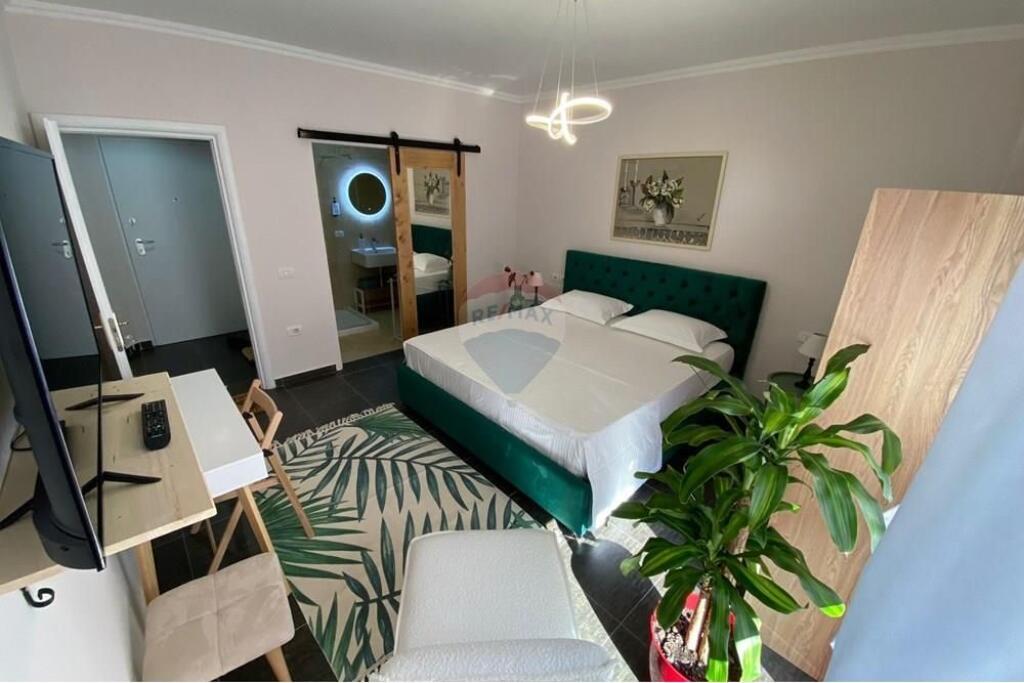 Apartament 2+1+2 me qira ne qender!