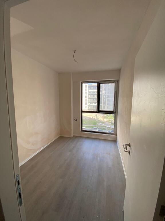 Aviation field, Garden Turdiu residence, 3+1+2wc for sale