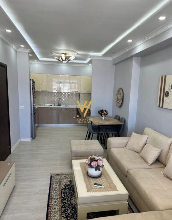 JEPET APARTAMENT 2+1+BLK ME QIRA TE FRATARI, ASTIR 60.000 LEKE