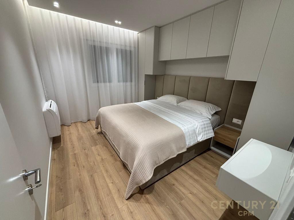 APARTAMENT MODERN 1+1 TEK PAZARI I RI! 850 € /Muaj