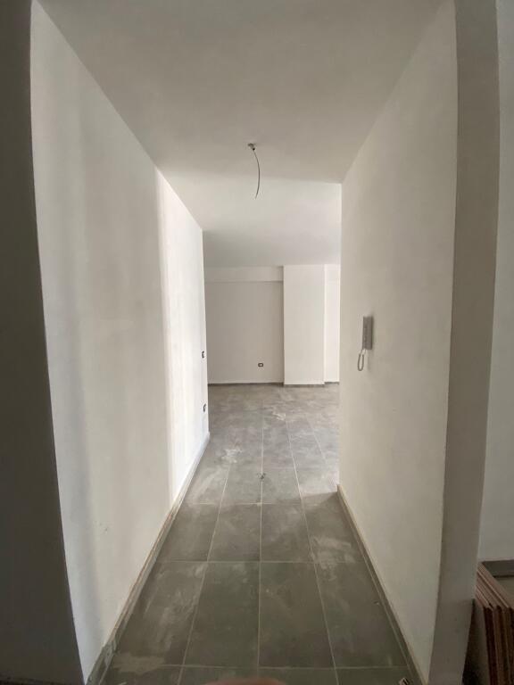 Aviation field, Garden Turdiu residence, 3+1+2wc for sale