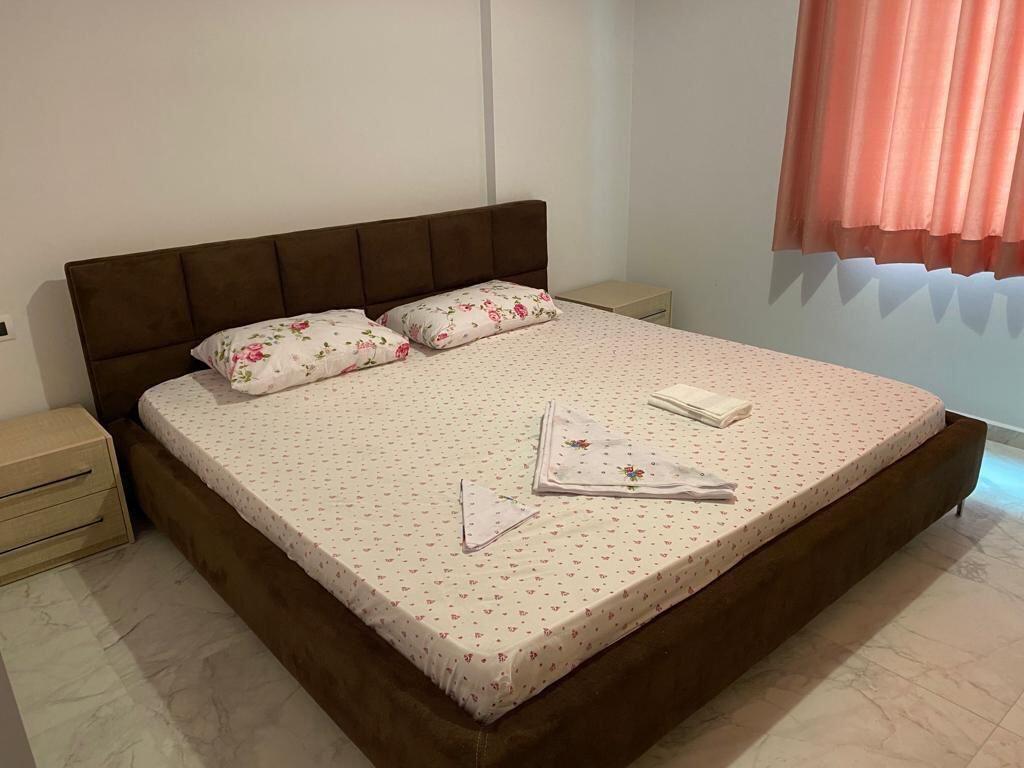 JEPET ME QERA APARTAMENT 2+1, LUNGOMARE ME PAMJE DETI