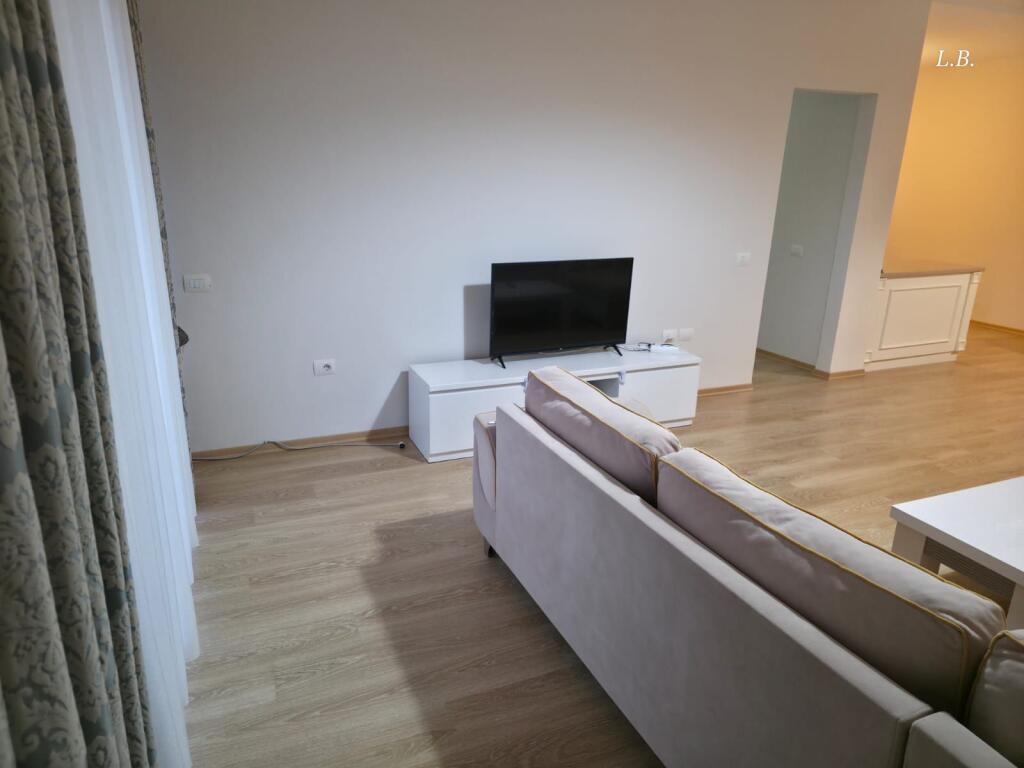 Jepet me qira Apartament 2+1+2 – Zona e Botanikut / te Xhamia