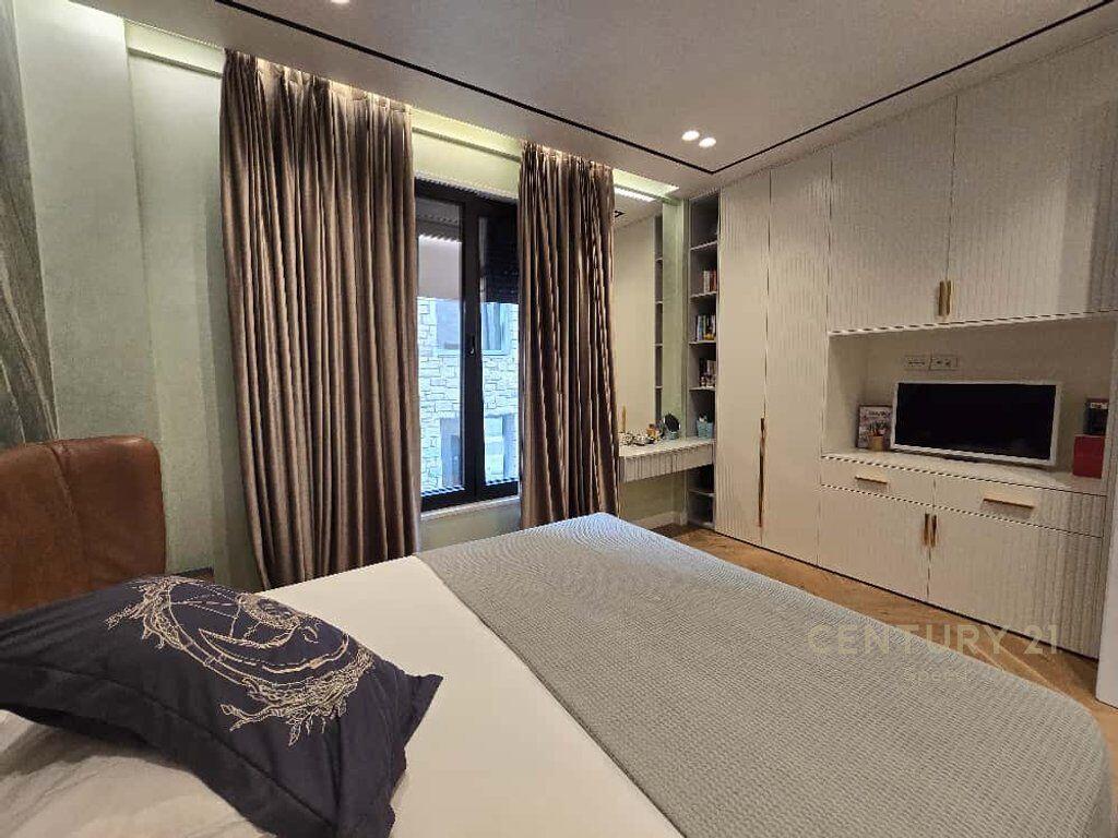 Shesim vile individuale me pishine tek Secret Garden Residence
