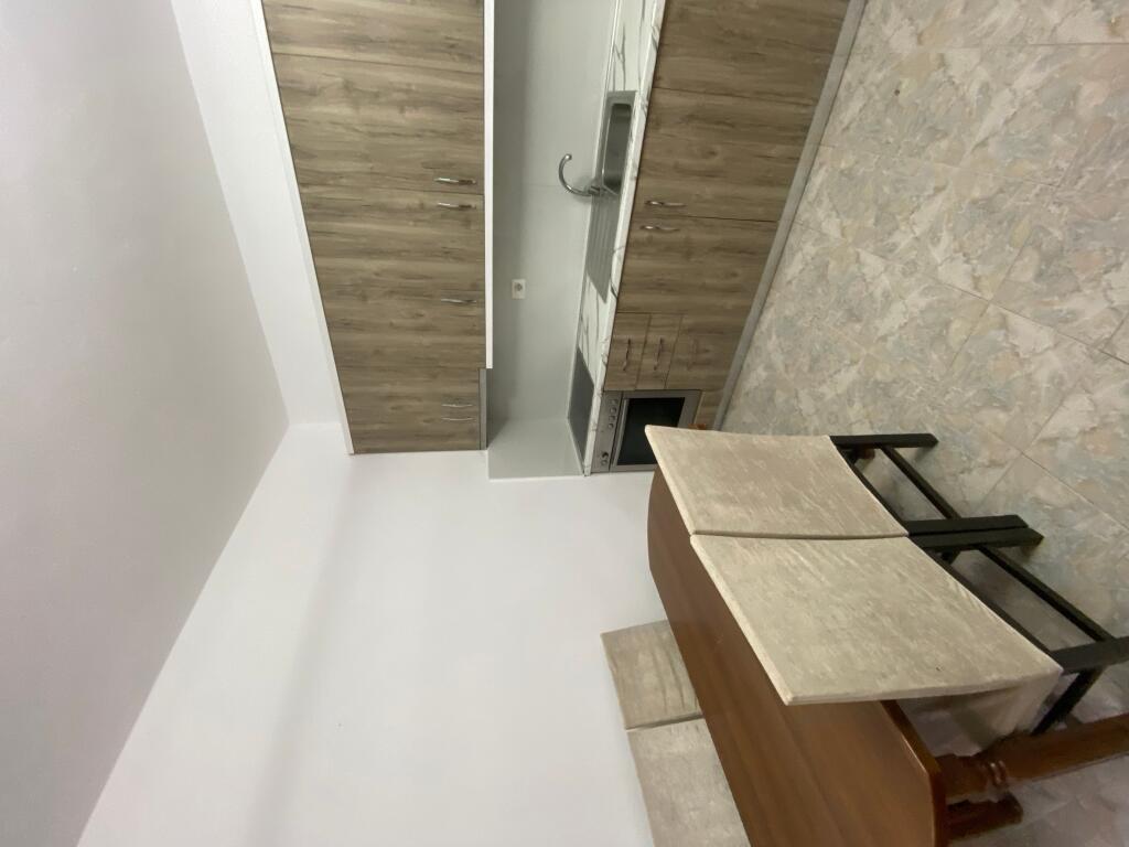 2+1,piano villa arredato, a 2 Palmat in Astir, 400 euro