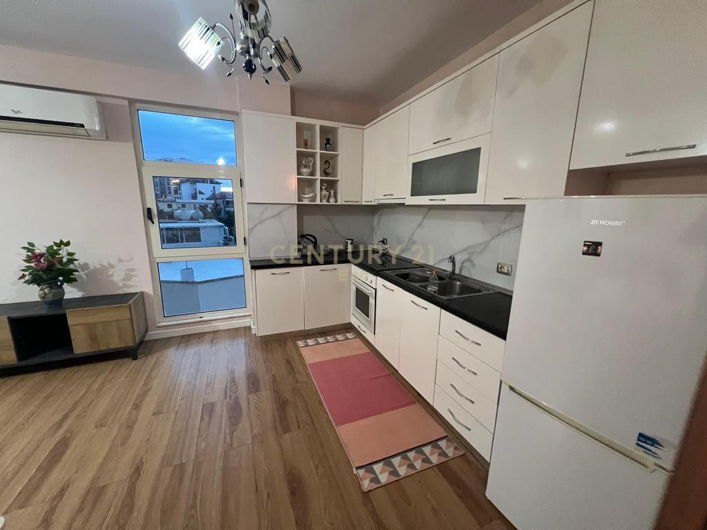 FOR RENT 2+1 APARTMENT IN VILA ZOGUT, SEA VIEW !