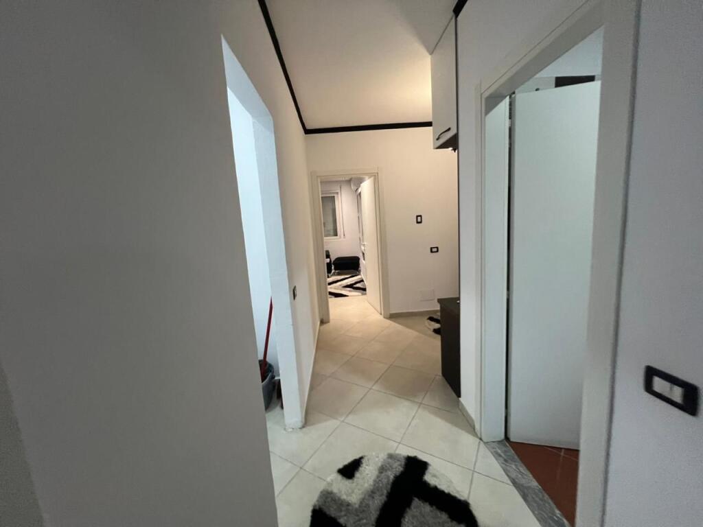 Apartament për qera – Liqeni i Thatë