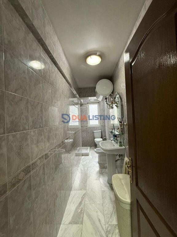 Qira, Apartament komod 1+1 prane Stadiumit Dinamo