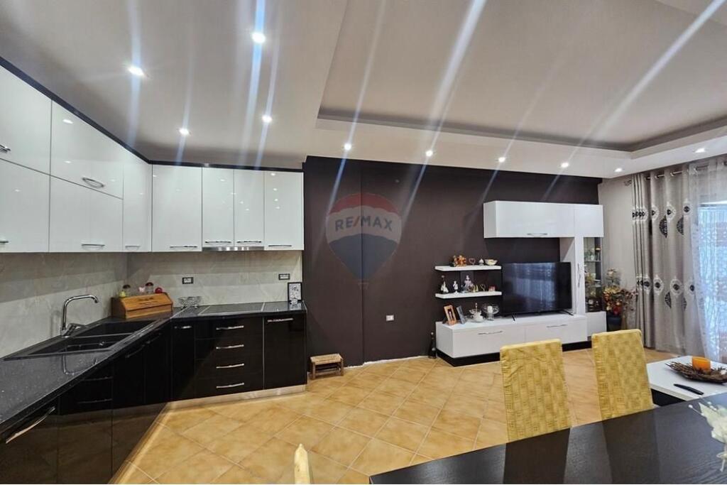Apartment - For Sale - Linzë, Tirana  ID: 530181003-390