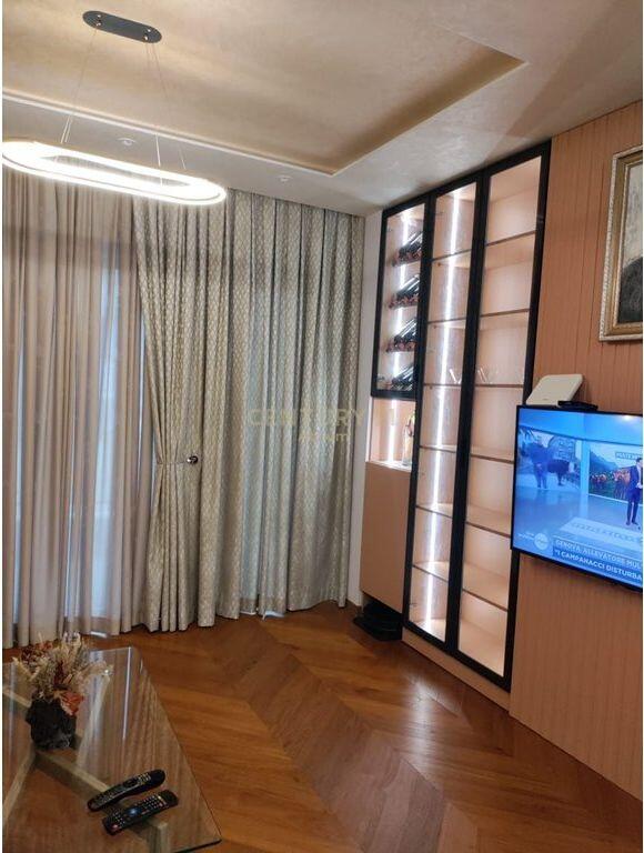 SHITET APARTAMENT PREMIUM 1+1 NE ZEMER TE TIRANES TEK PAZARI I RI!