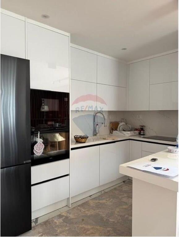 Villa - In Affitto - Viale Blu, Kamëz