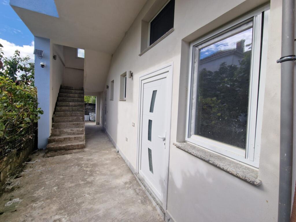 Apartment 1+1 for rent in Astir empty