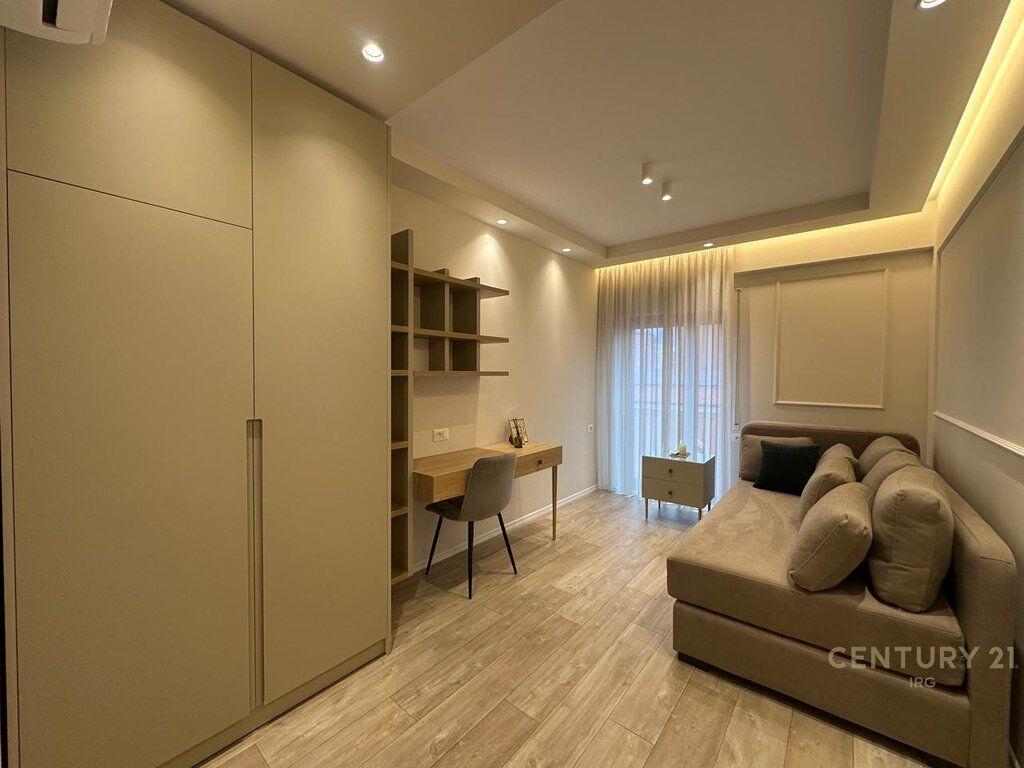Modern Apartment 2+1 for Rent on Kavaja Street, Near the Catholic Church! 1,200 € /Month