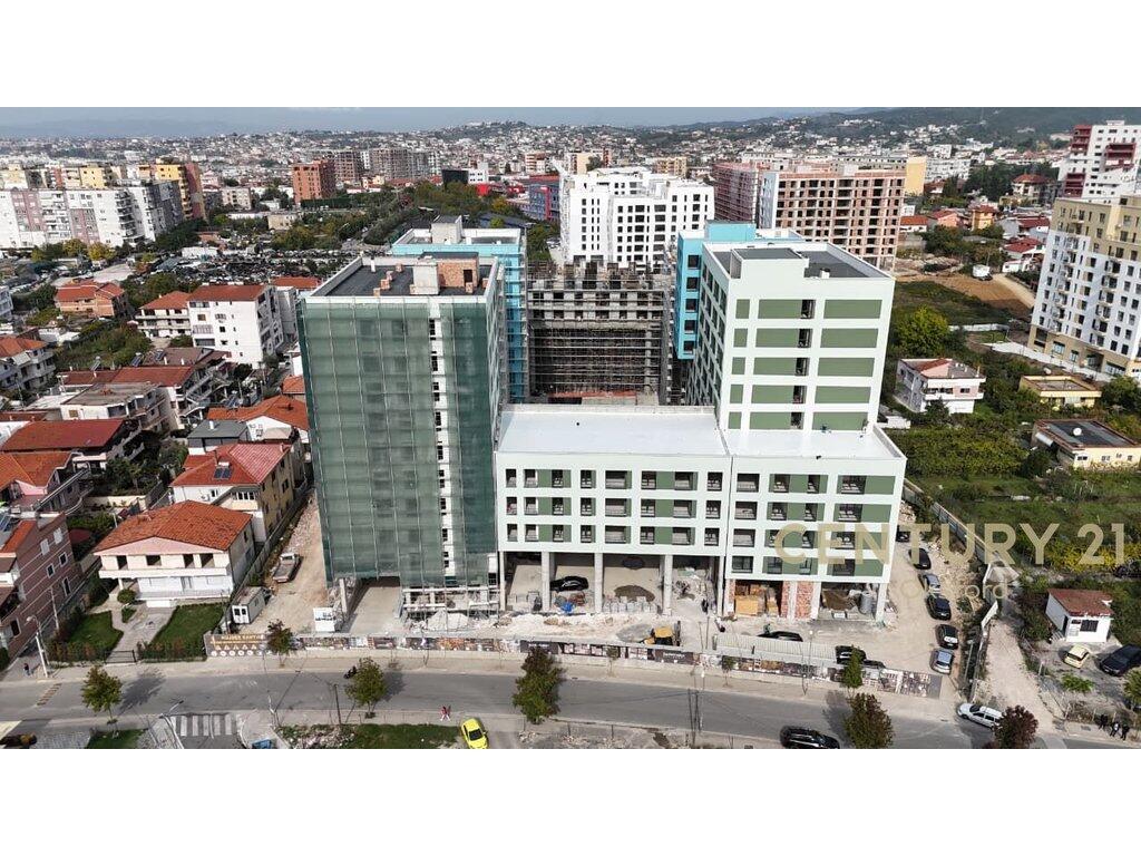 Apartment 3+1+2 for sale at Splendor Residence, Kodra e Priftit