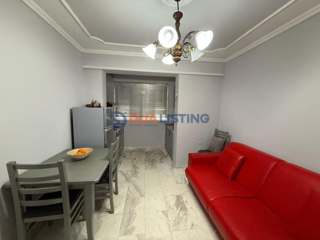 Qira, Apartament komod 1+1 prane Stadiumit Dinamo