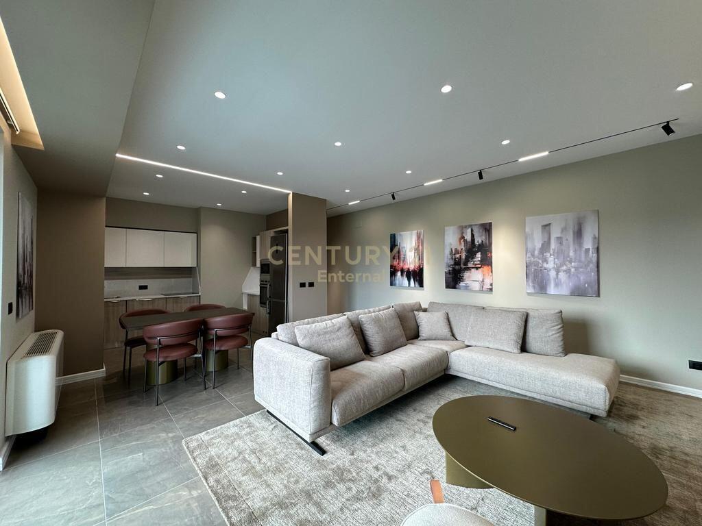 Apartment 2+1+2+Parking Space for rent at Ambassador 3
