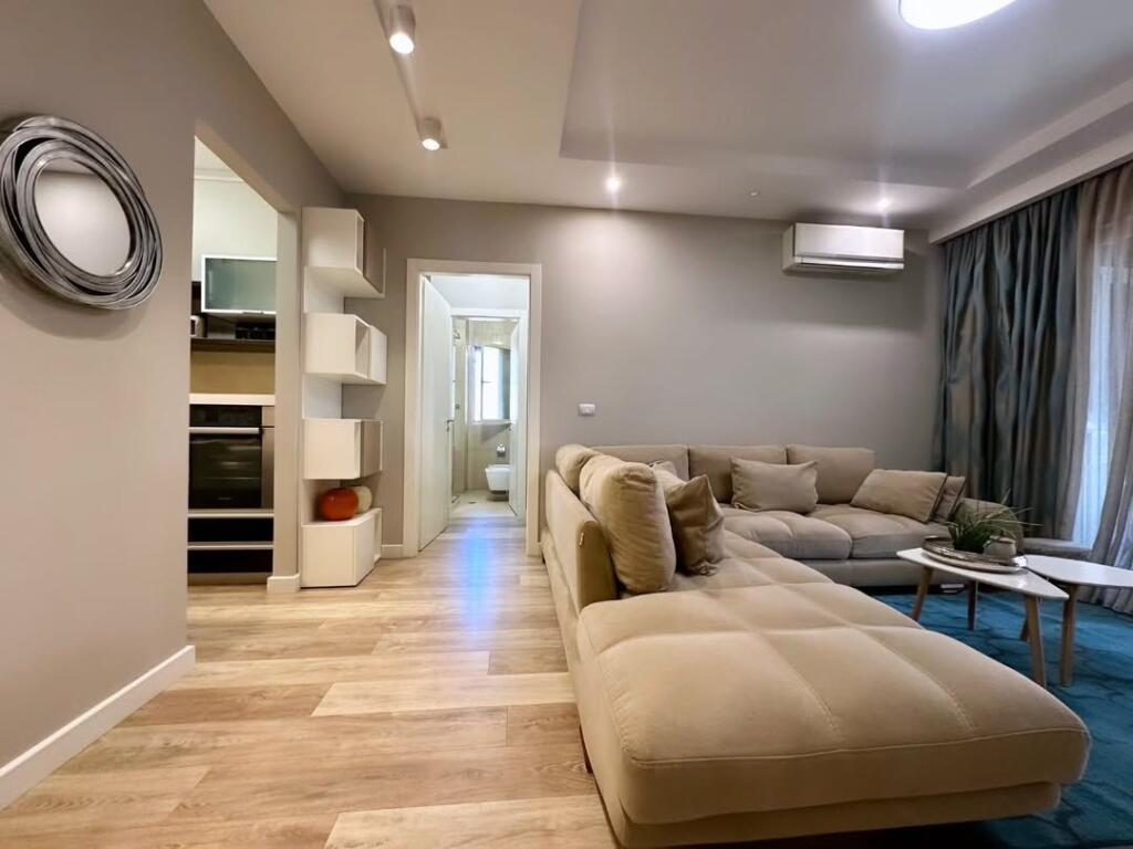 Myslym Shyri  🔺️ Affittiamo appartamento con garage:  2+1+balcone