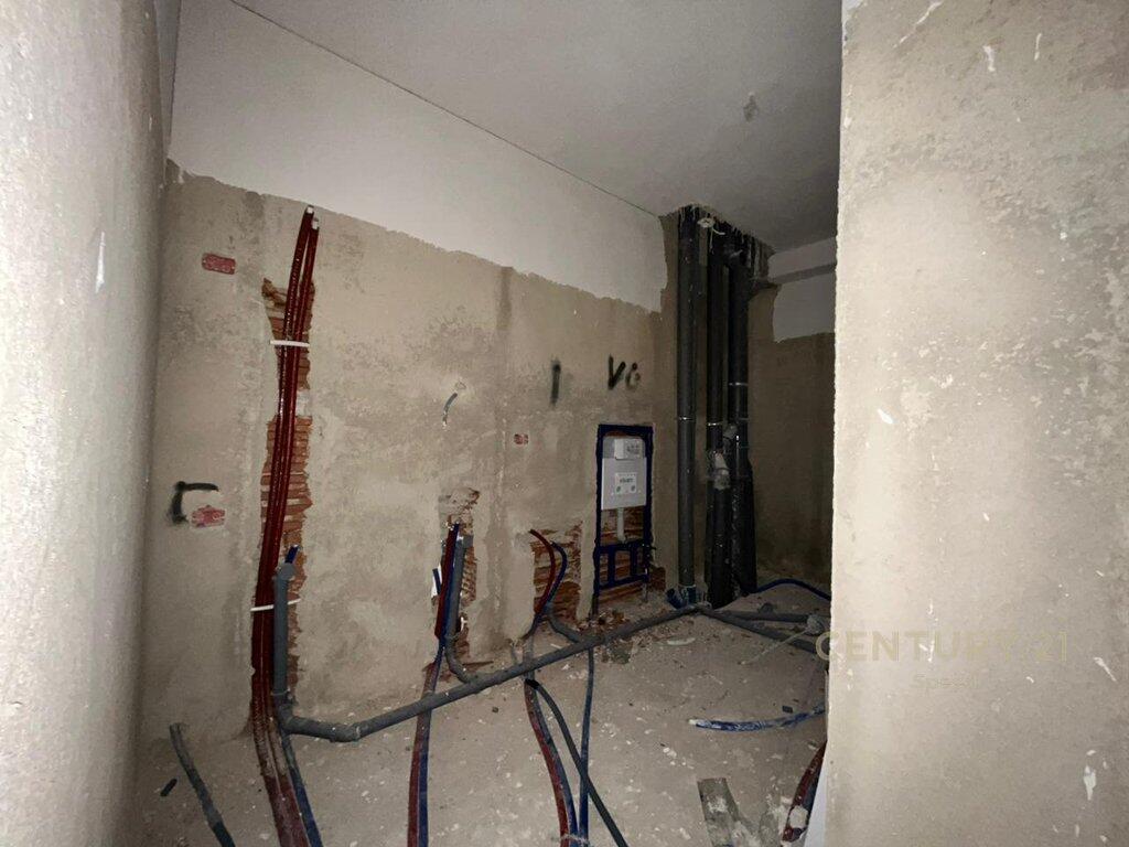 Apartment 2+1 for sale in Ali Demi