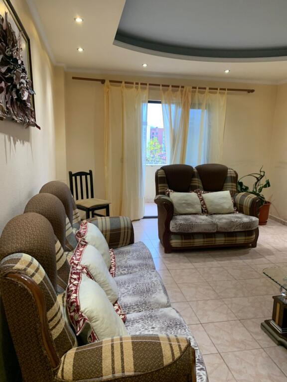 APARTAMENT ME QERA 3+1