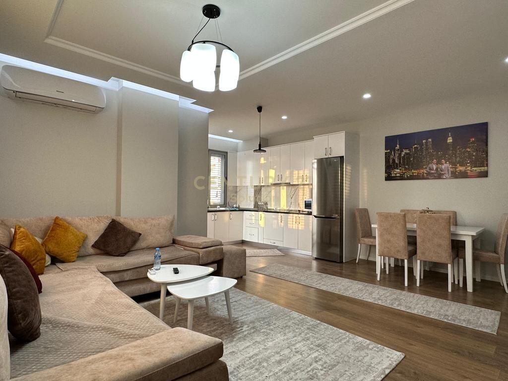APARTAMENT 2+1+2 TUALETE PER QIRA NE ASTIR!