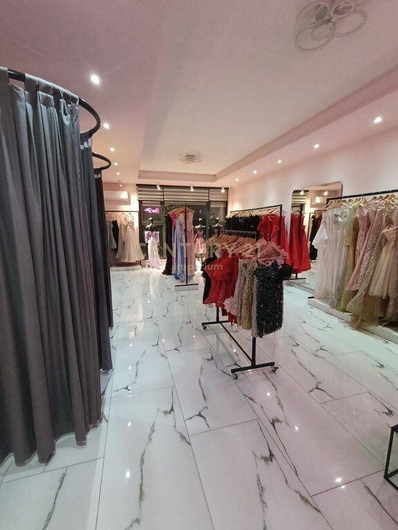 Affittasi attività commerciale in Misto Mame!