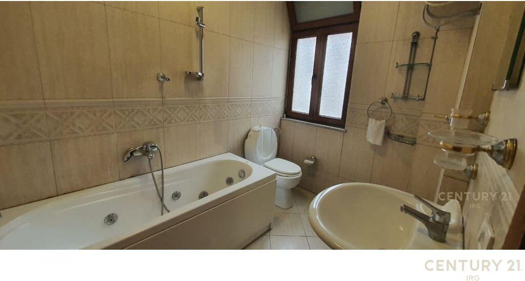 Appartamento 3+1 in vendita nel Centro di Tirana
