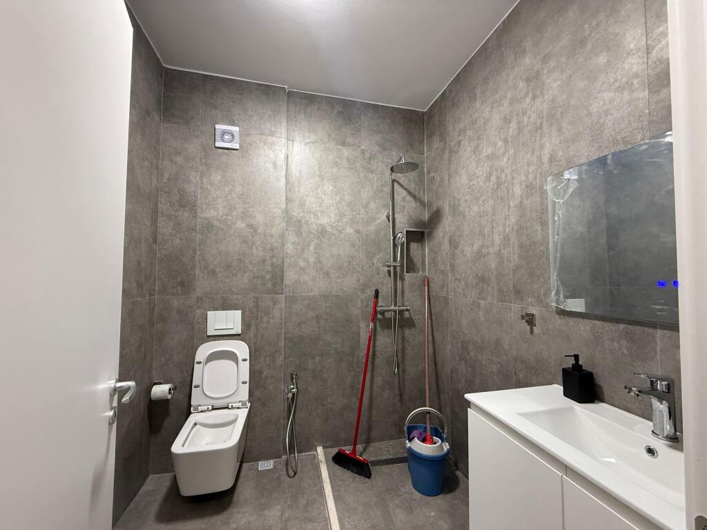 Qira, Apartament modern 1+1+Post Parkim, Zogut te Zi!