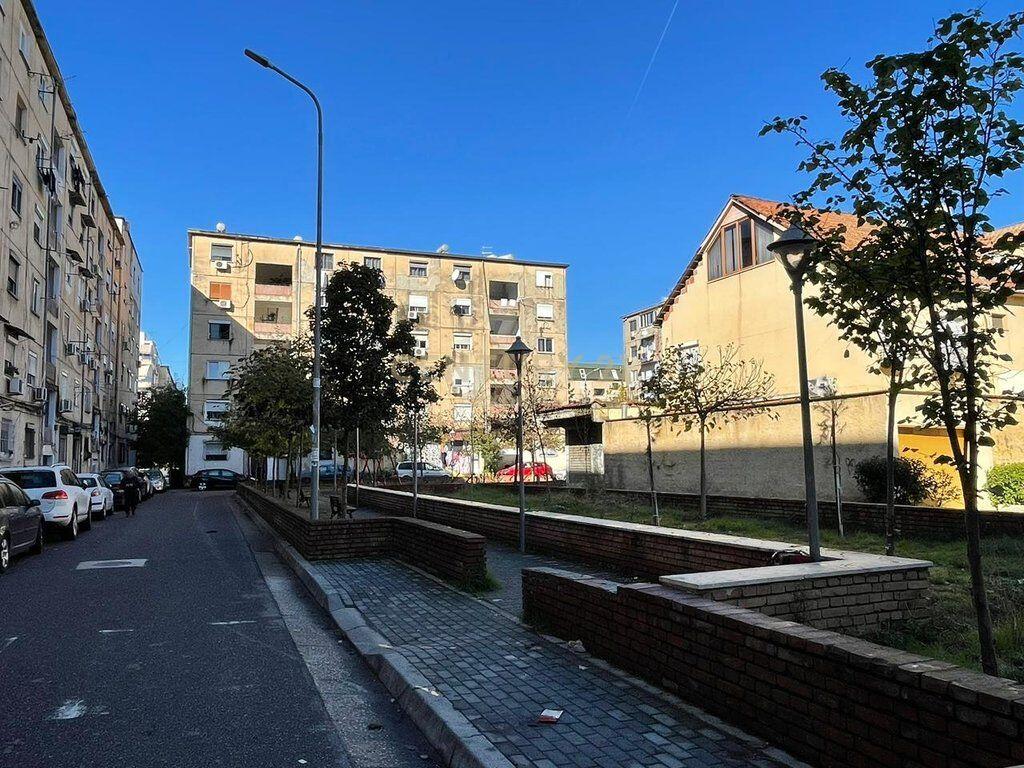 SHESIM APARTAMENT 2+1 PRANE KMY-se NE LAPRAKE !!