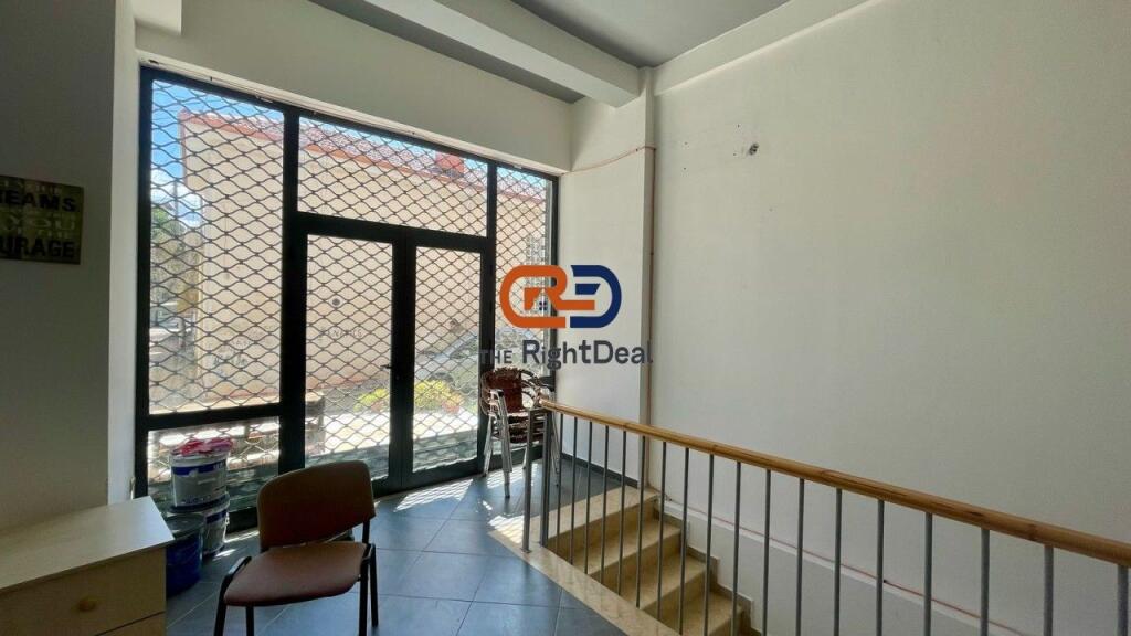 Prane Shkolles Se Kuqe, Shitet Ambient Biznesi, Per Tipologji Te Ndryshme Biznesi!!!