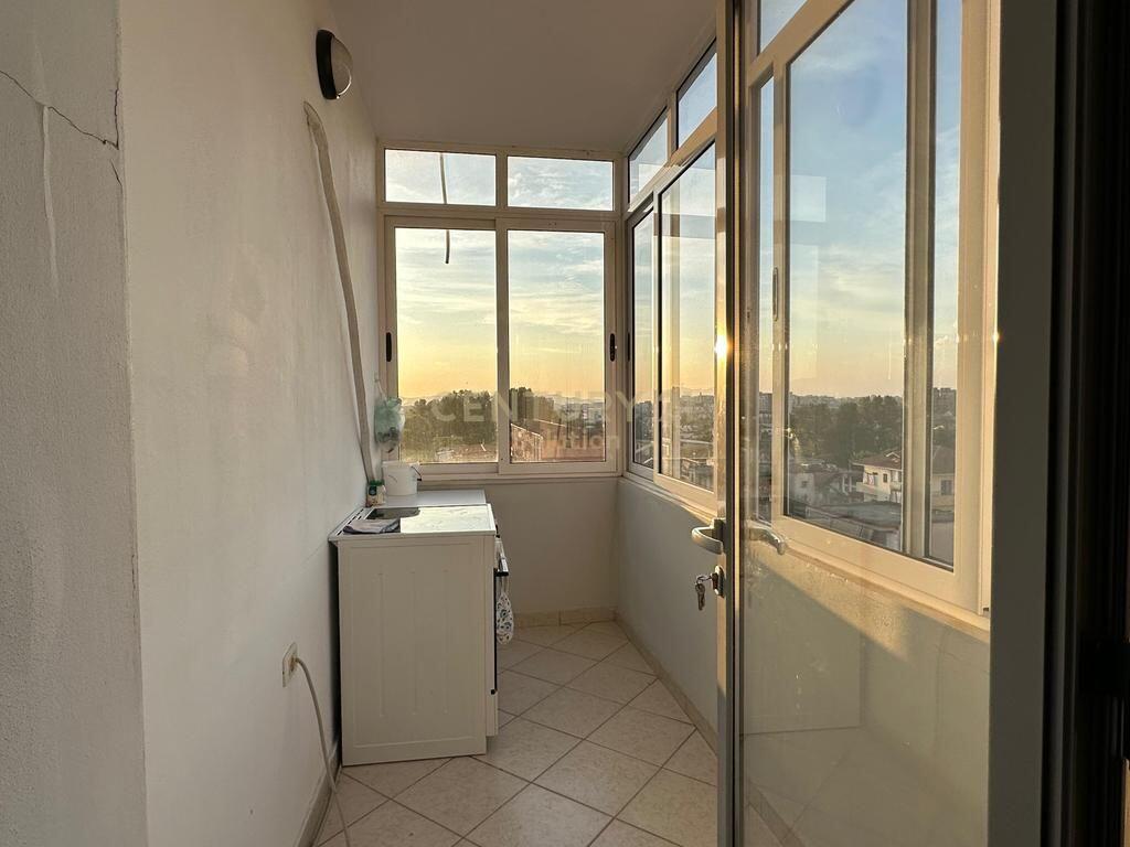 APARTAMENT 2+1+2 TUALETE PER QIRA NE ASTIR!