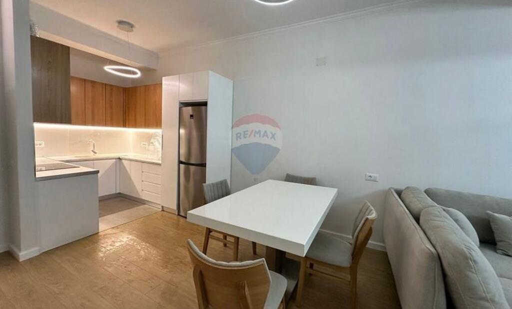 APPARTAMENTO 2+1 – VIA PETI, TIRANA/ AFFITTO