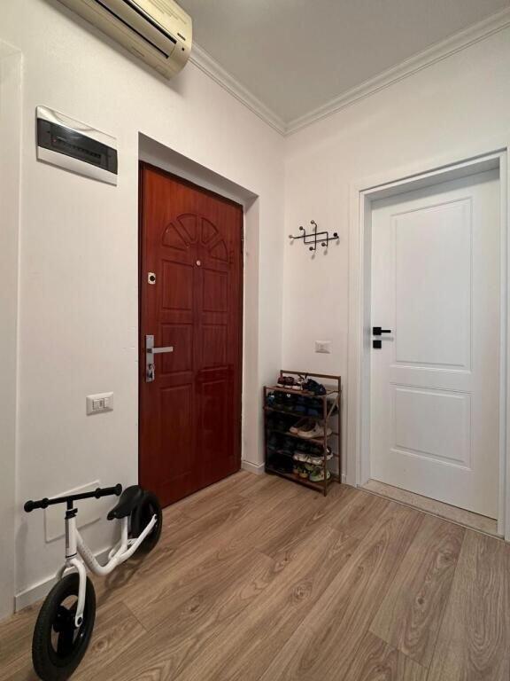 🏡 Shitet Apartament 1+1 – Rruga Myslym Shyri, Tiranë