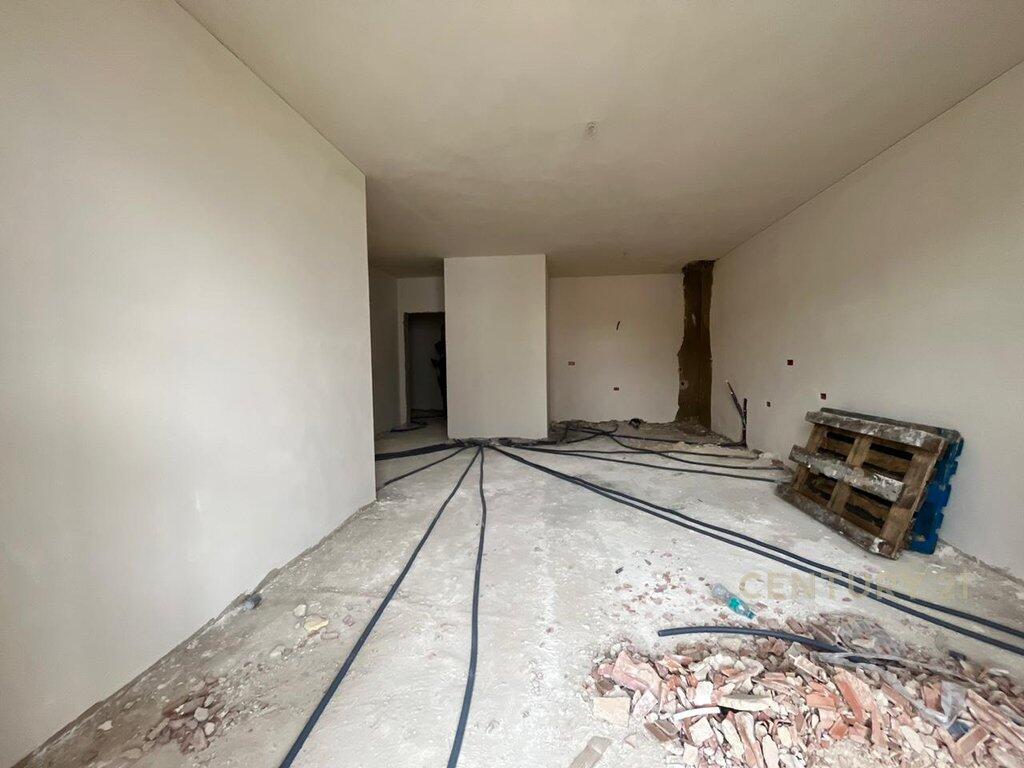 Apartment 2+1 for sale in Ali Demi