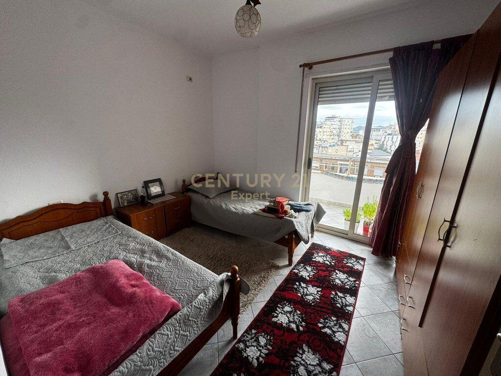 Apartament 1+1 me qira në rrugën Mine Peza
