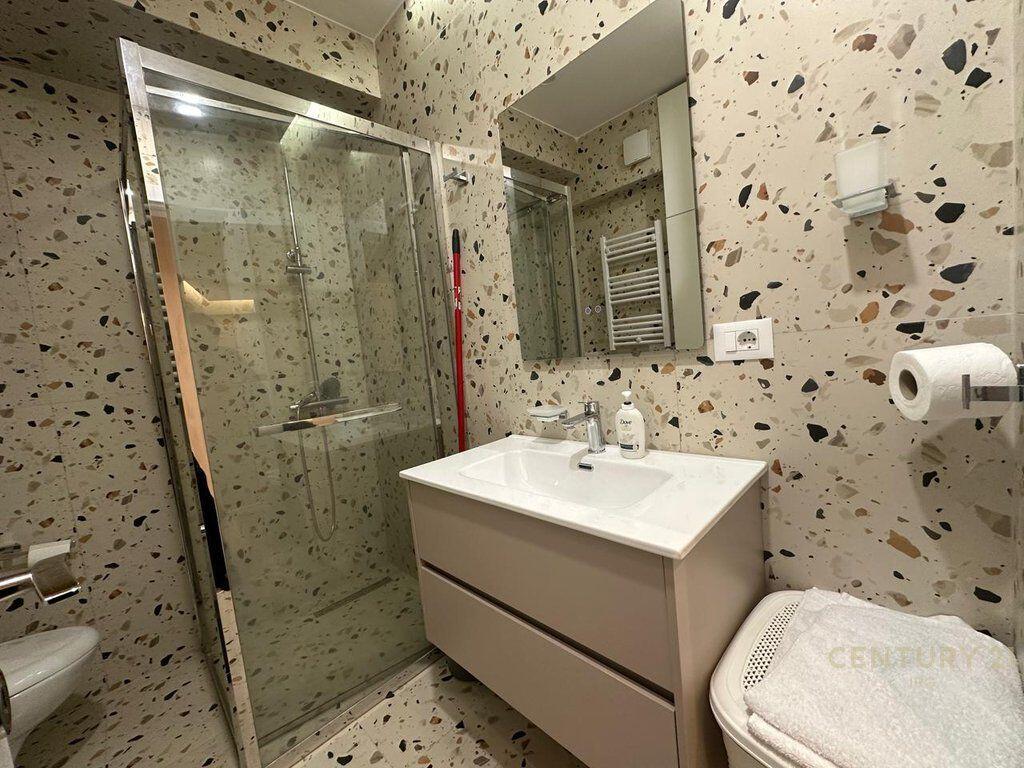 Modern Apartment 2+1 for Rent on Kavaja Street, Near the Catholic Church! 1,200 € /Month