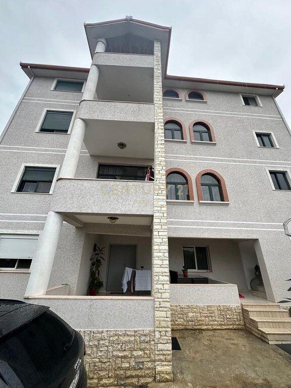 Villa for sale in Kinostudios, near the Grand Ring – Invest in comfort and privacy.