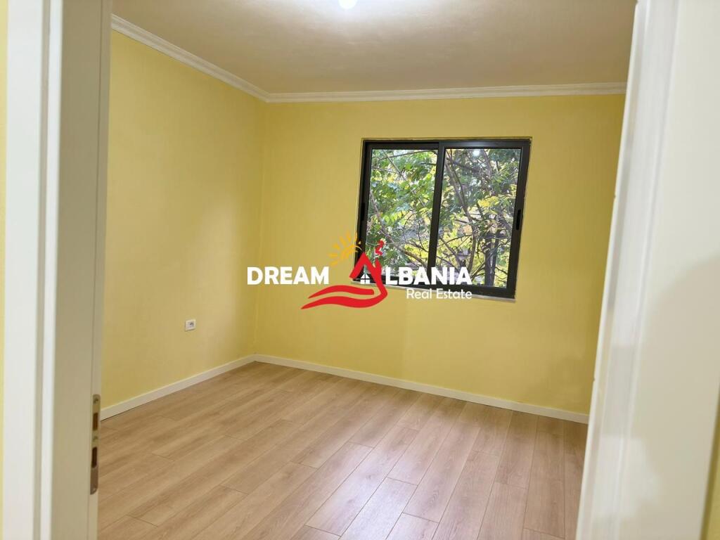 Appartamento 1+1 in vendita presso la Scuola Bajram Curri (ID 4119449)
