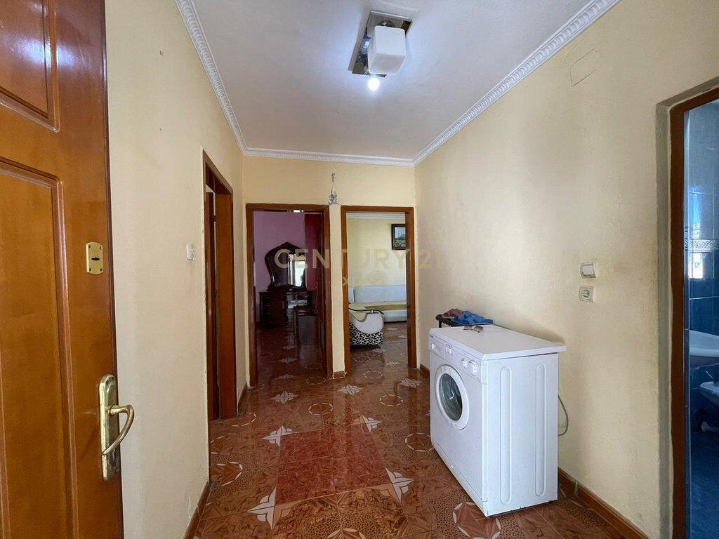 SHESIM APARTAMENT 2+1 PRANE KMY-se NE LAPRAKE !!