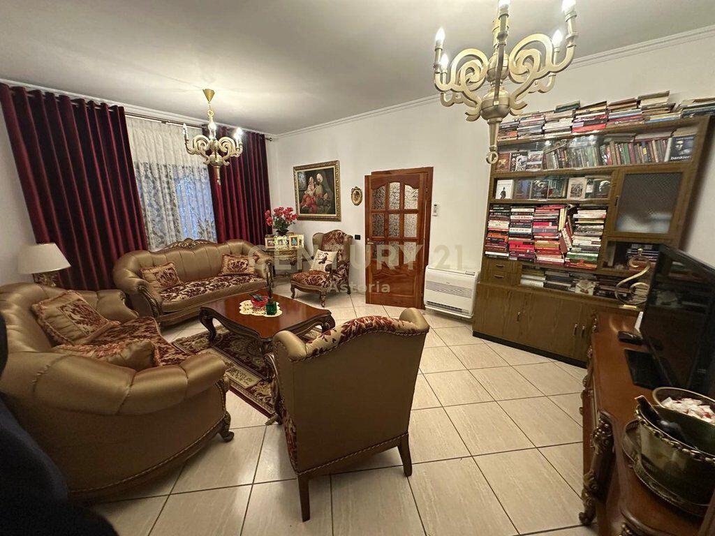 Villa for sale in Kinostudios, near the Grand Ring – Invest in comfort and privacy.