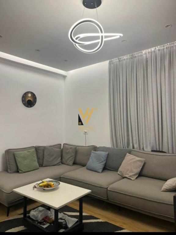 APPARTAMENTO 2+1+BLK IN AFFITTO VICINO AL EX CAMPO DI AVIAZIONE 75.000 LEKE