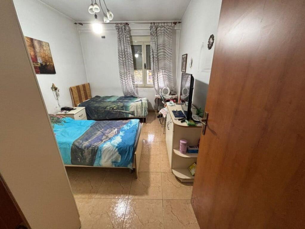 Appartamento In Affitto 2+1 A Myslym Shyr (ID B2201586) Tirana​