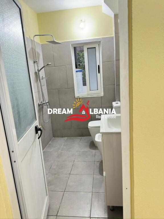 Appartamento 1+1 in vendita presso la Scuola Bajram Curri (ID 4119449)

