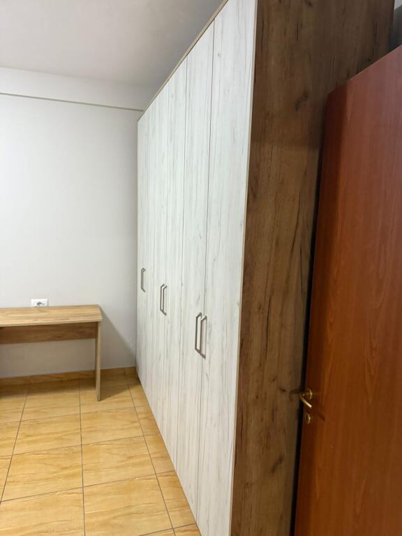 Apartament 2+1 me qira ne Laprake