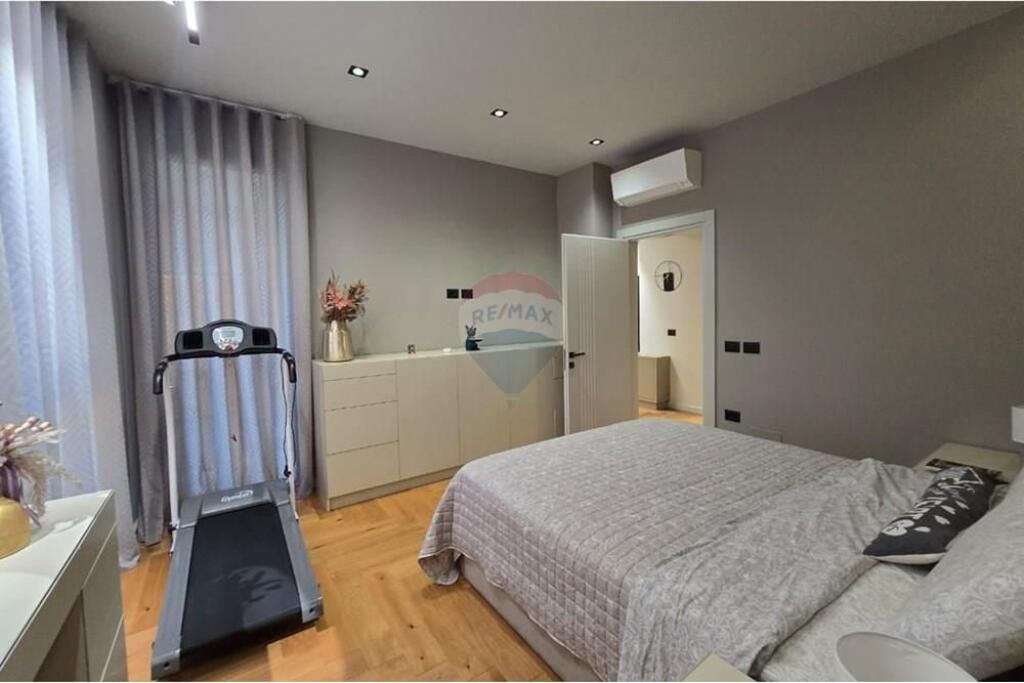 APARTAMENT 2+1 PER SHITJE TEK RRUGA E KOSOVAREVE