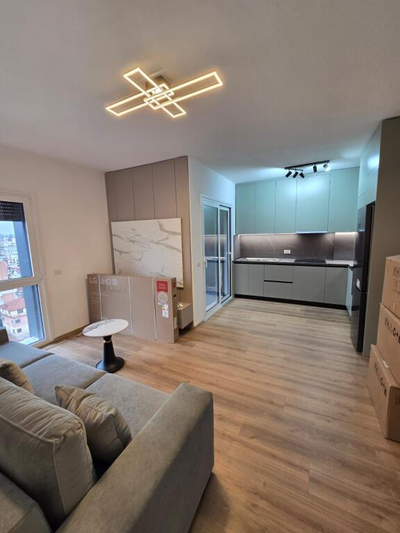 Apartament 1+1 me Qira  Post Parkimi – Pranë Shkollës së Kuqe
