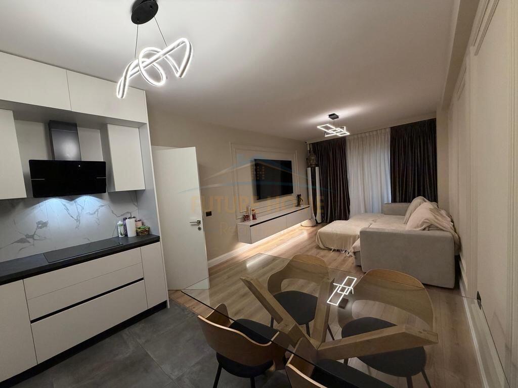 Vendesi in vendita Appartamento 2+1+2 Niku Construction Comune di Parigi